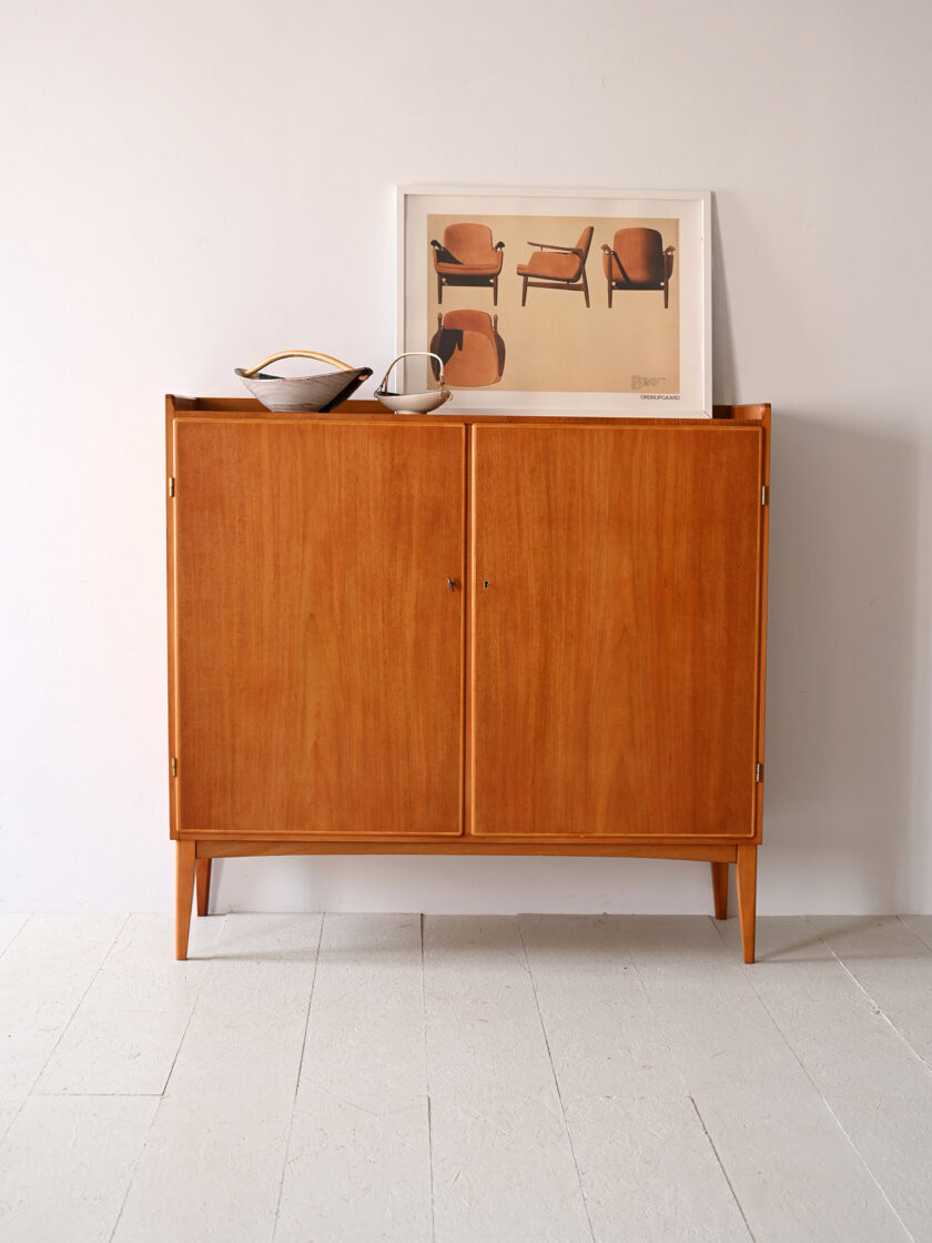 Highboard-svedese-in-teak-originale-anni-‘60