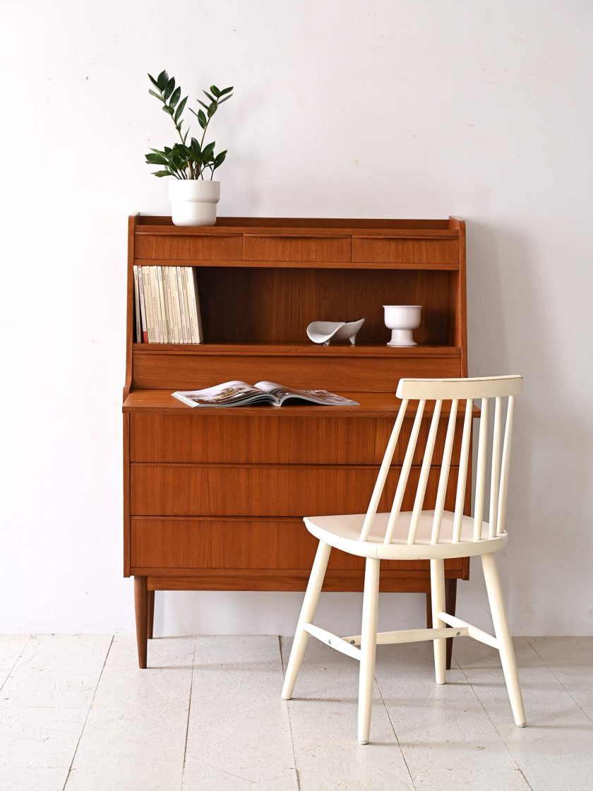 Secretaire danese-a