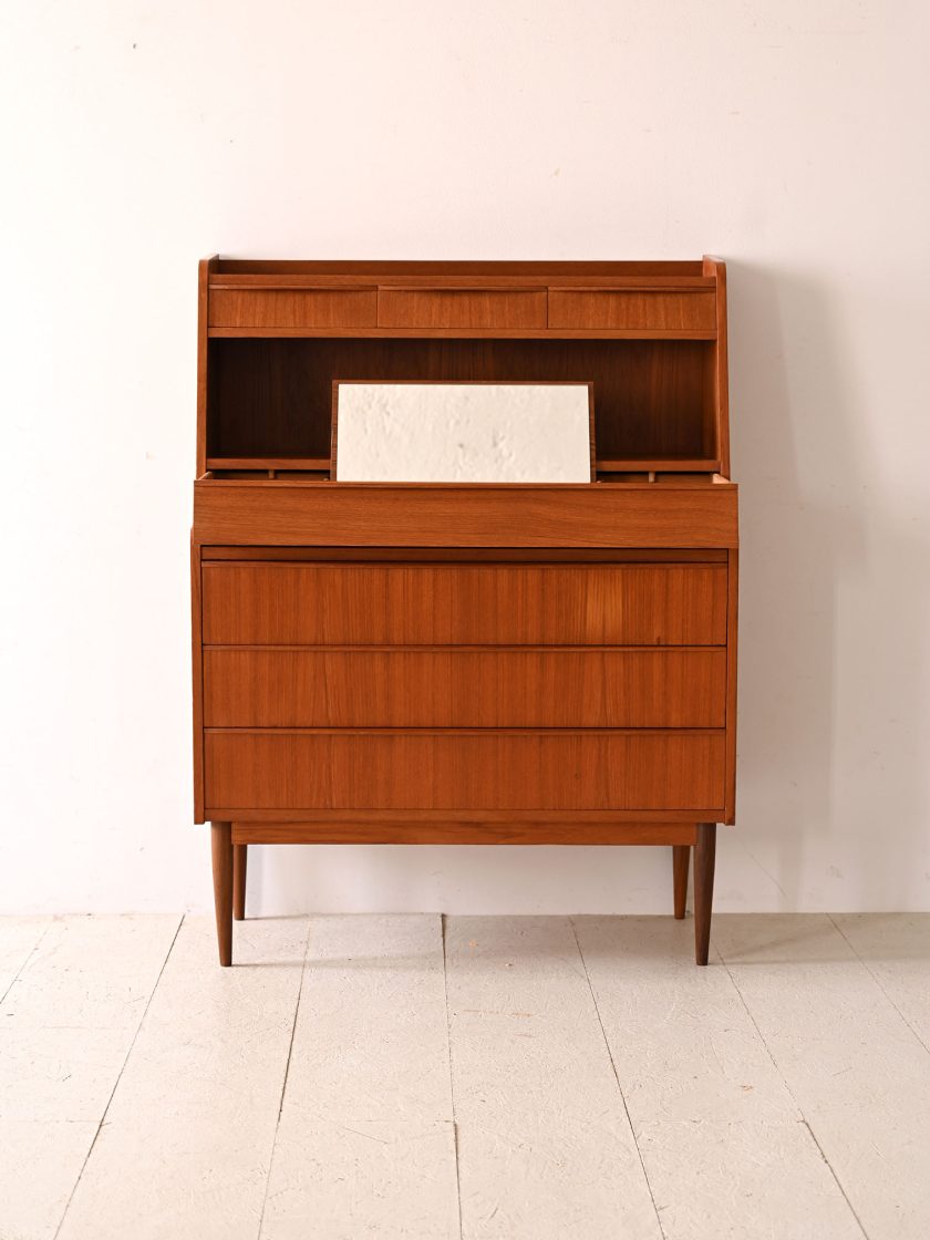 Secretaire danese-c