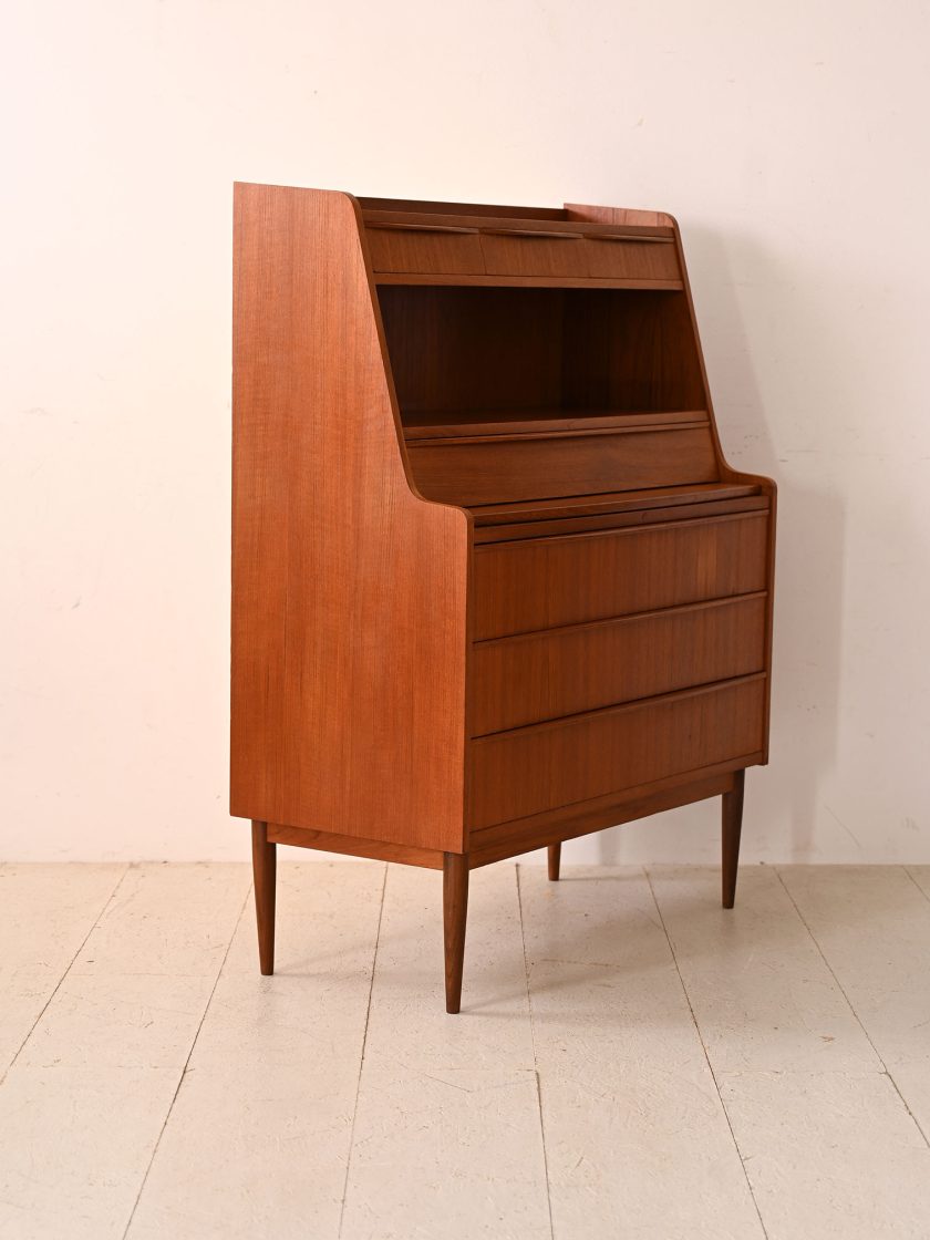 Secretaire danese-d