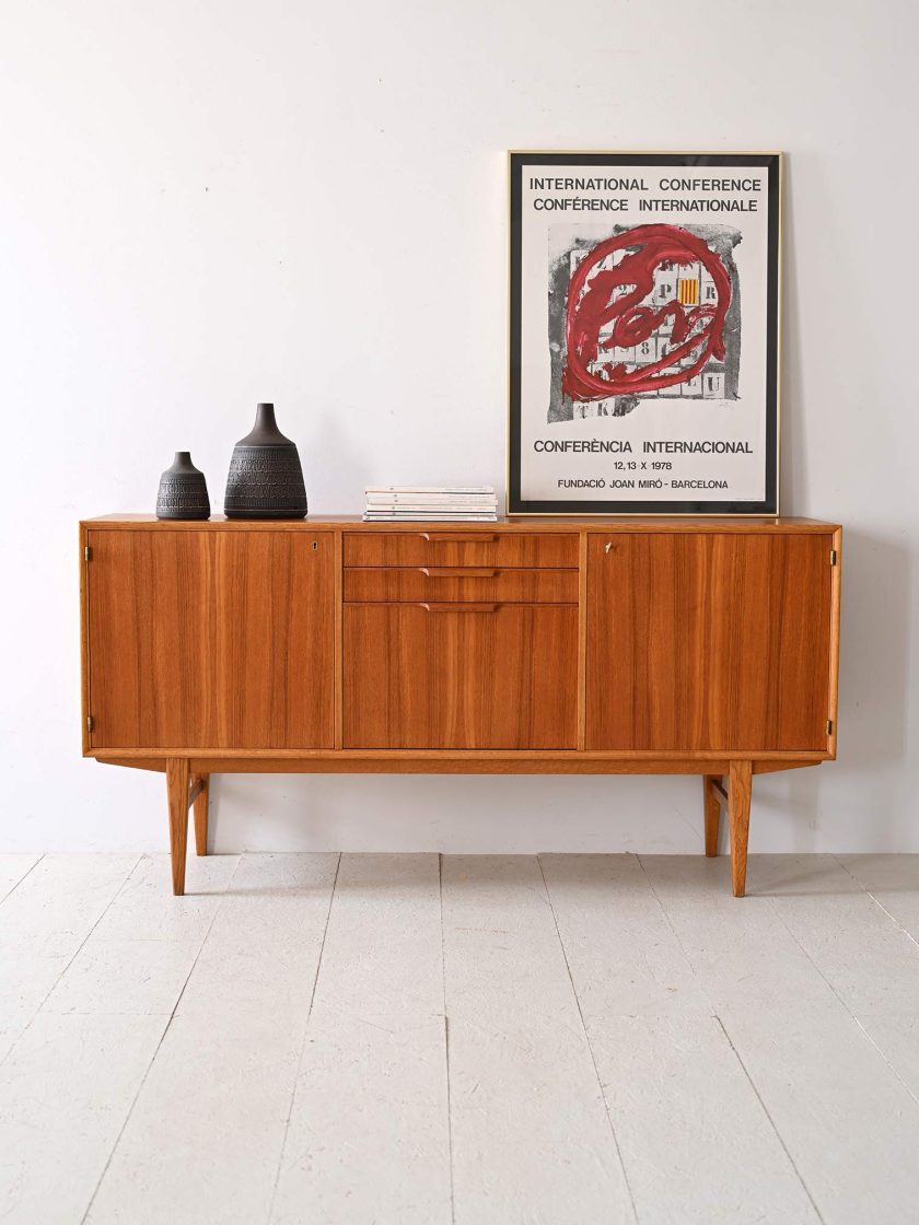 Sideboard vintage con cassetti centrali-b