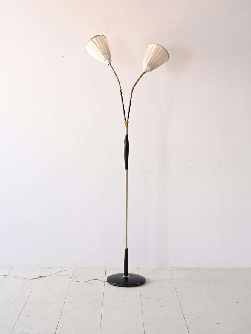 Lampada scandinava con due punti luce