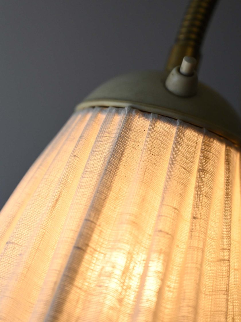 Lampada vintage con tre punti luce-l