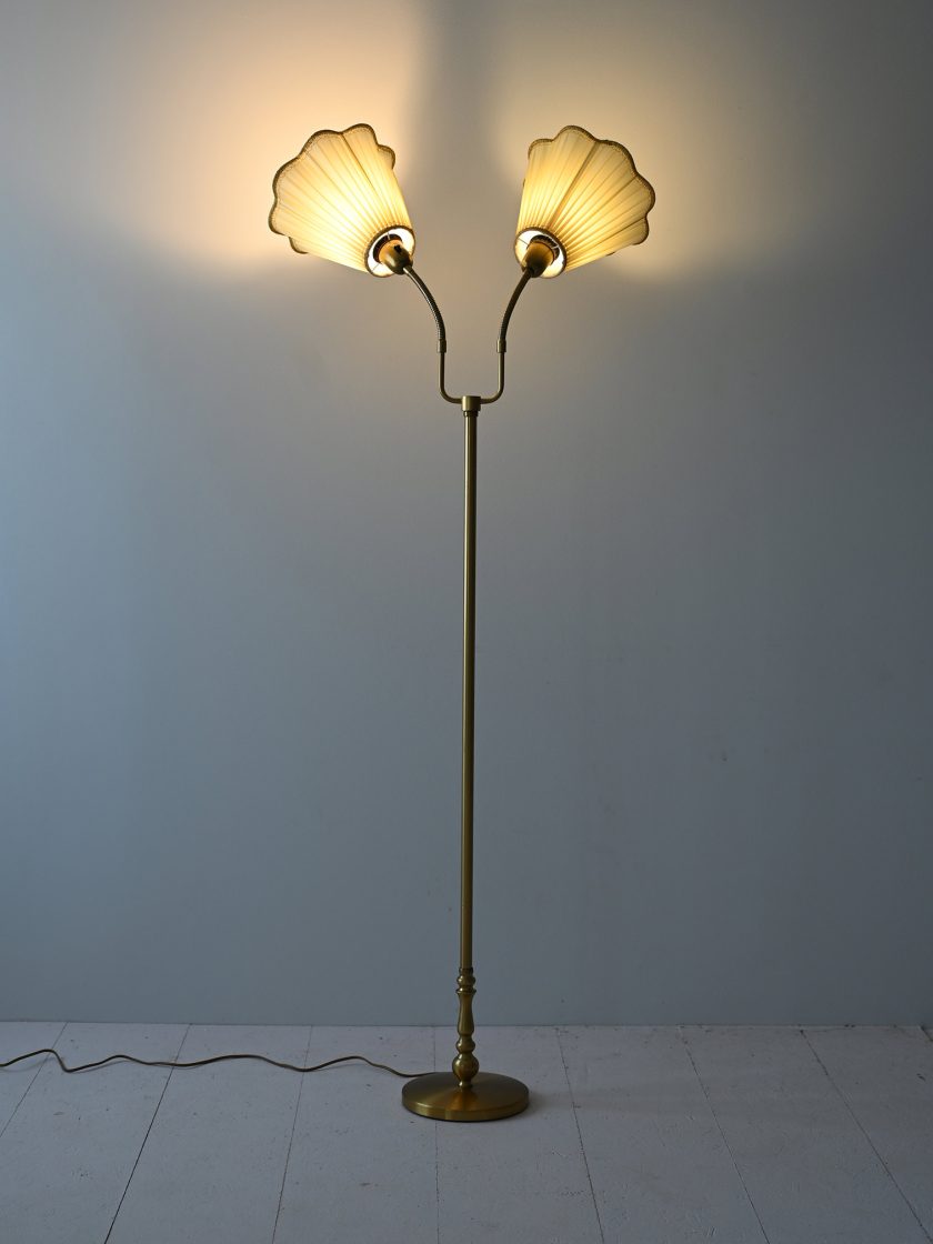 Lampada vintage con due bracci-a