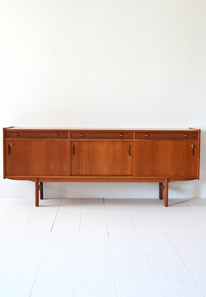 Sideboard norvegese anni '60-c