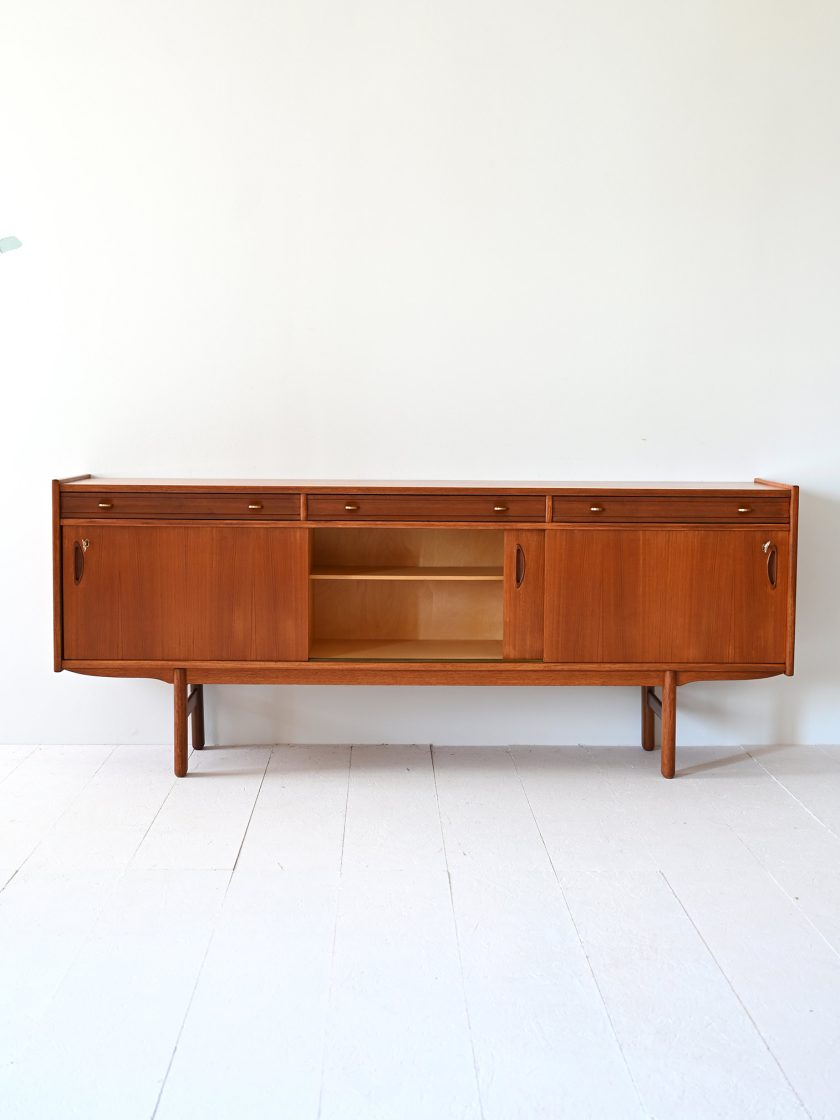 Sideboard norvegese anni '60-e