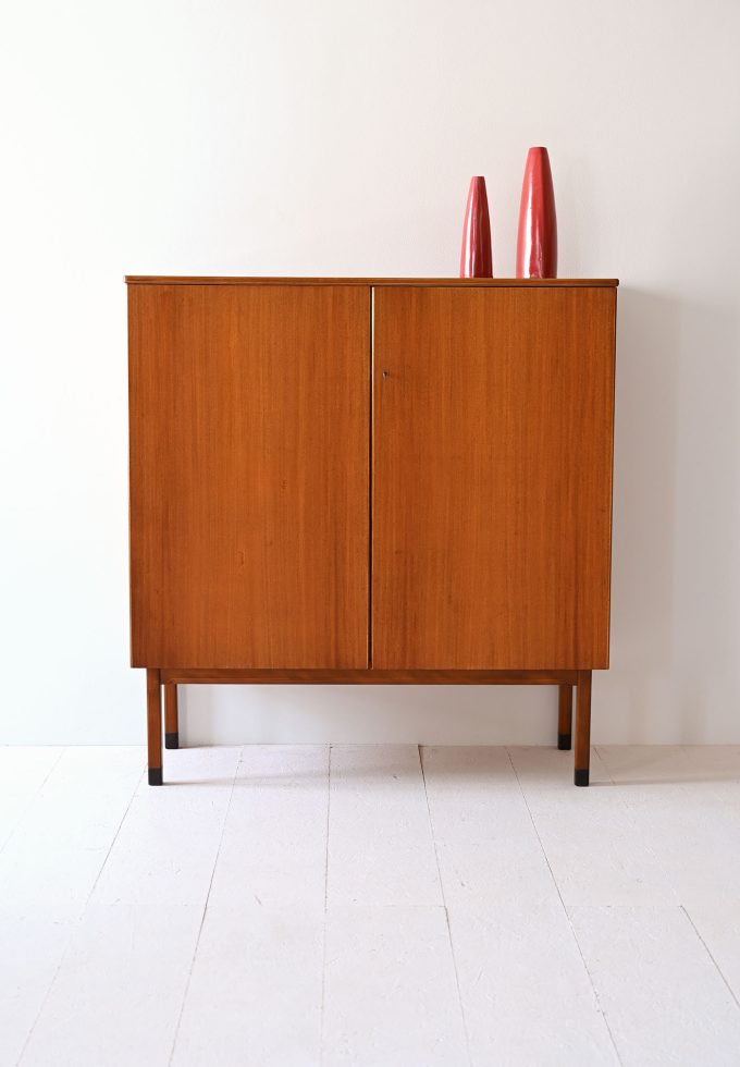 Credenza scandinava Bodafors-b